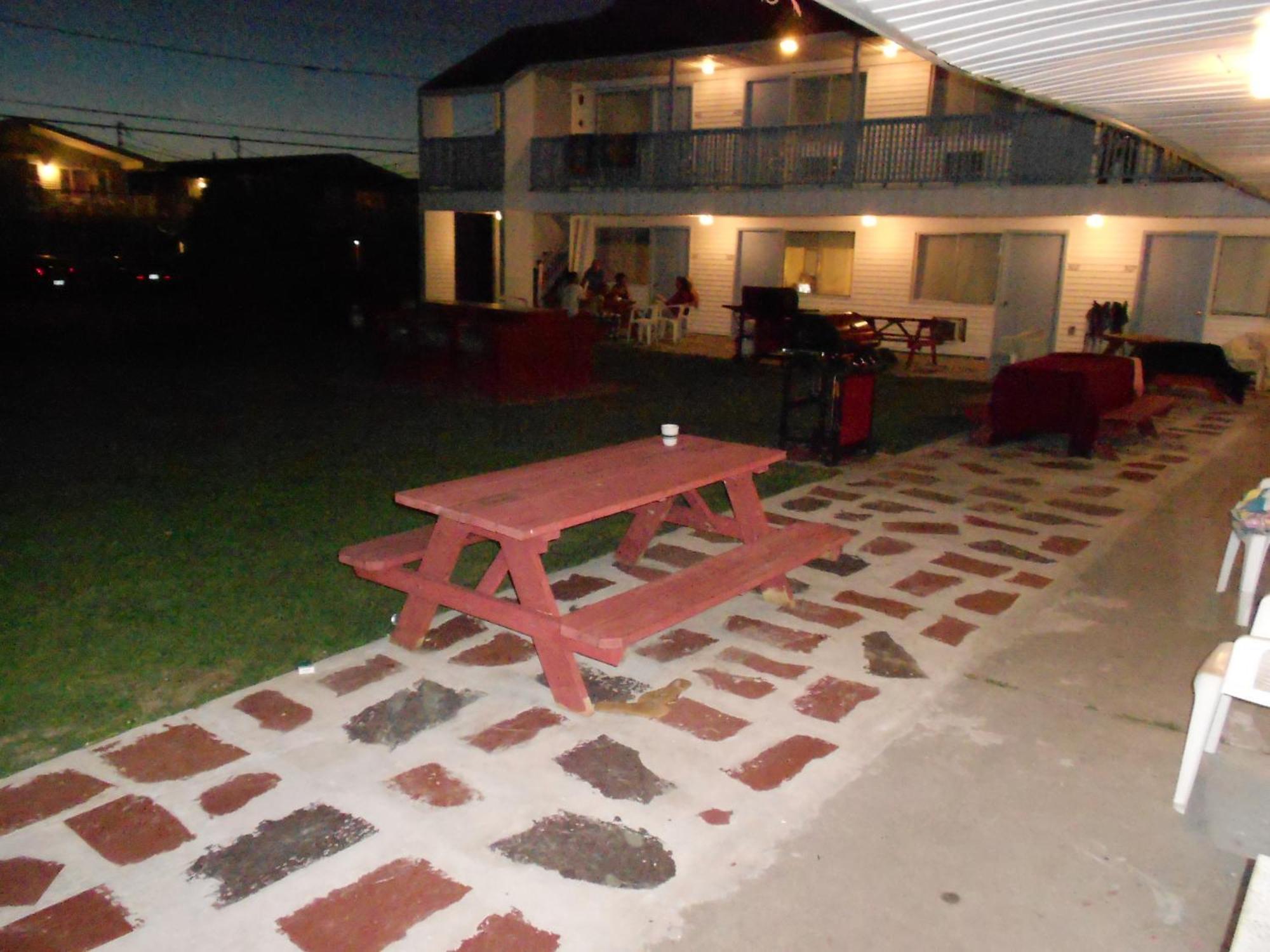 Motel Flagship Motorcourt Hampton Exterior foto